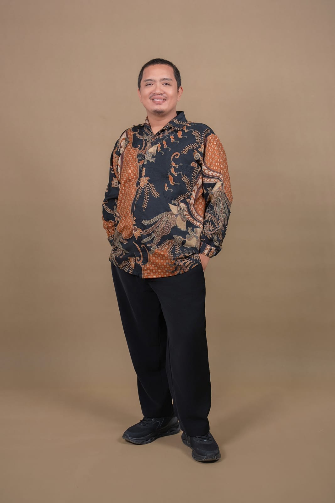Suasana kerja tim Hanan Studio